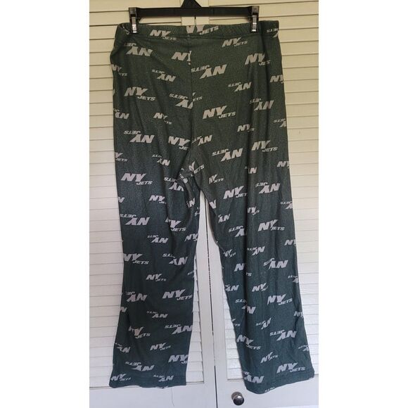 NFL Sleep Yoga Gym Pants Cozy, Comfortable, and Perfect for Game Day Relaxation - Picture 2 of 3